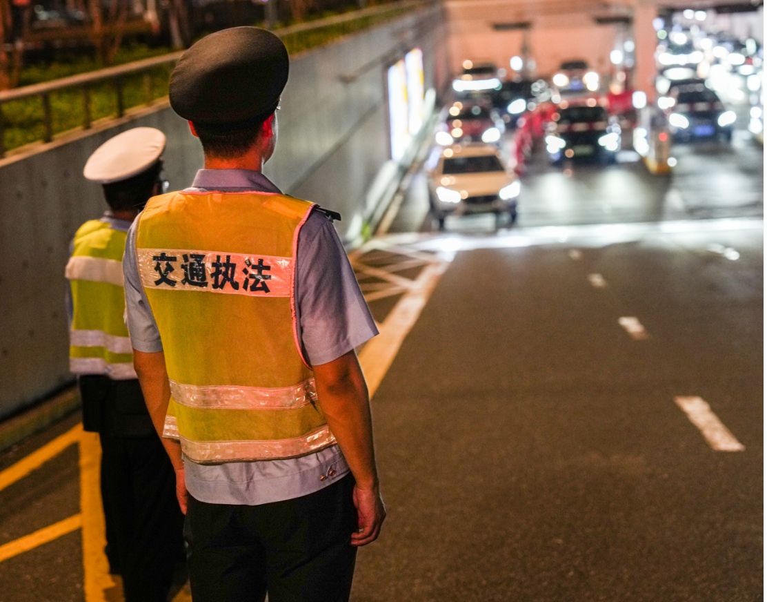 人民建议｜事关出租车行业存活发展上海网友给出建议(图5)